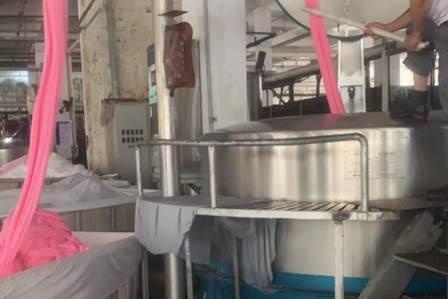 منطقة تجفيف نصف جاهزة لإنتاج مصنع الصباغة